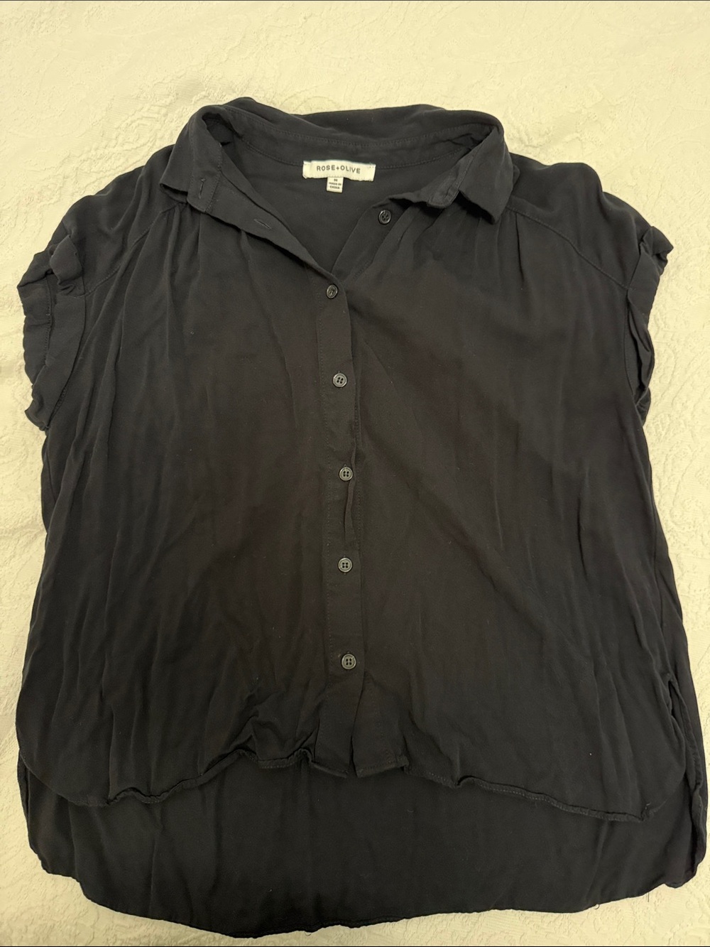 Rose & Olive Black Short Sleeve Button-Down Blouse